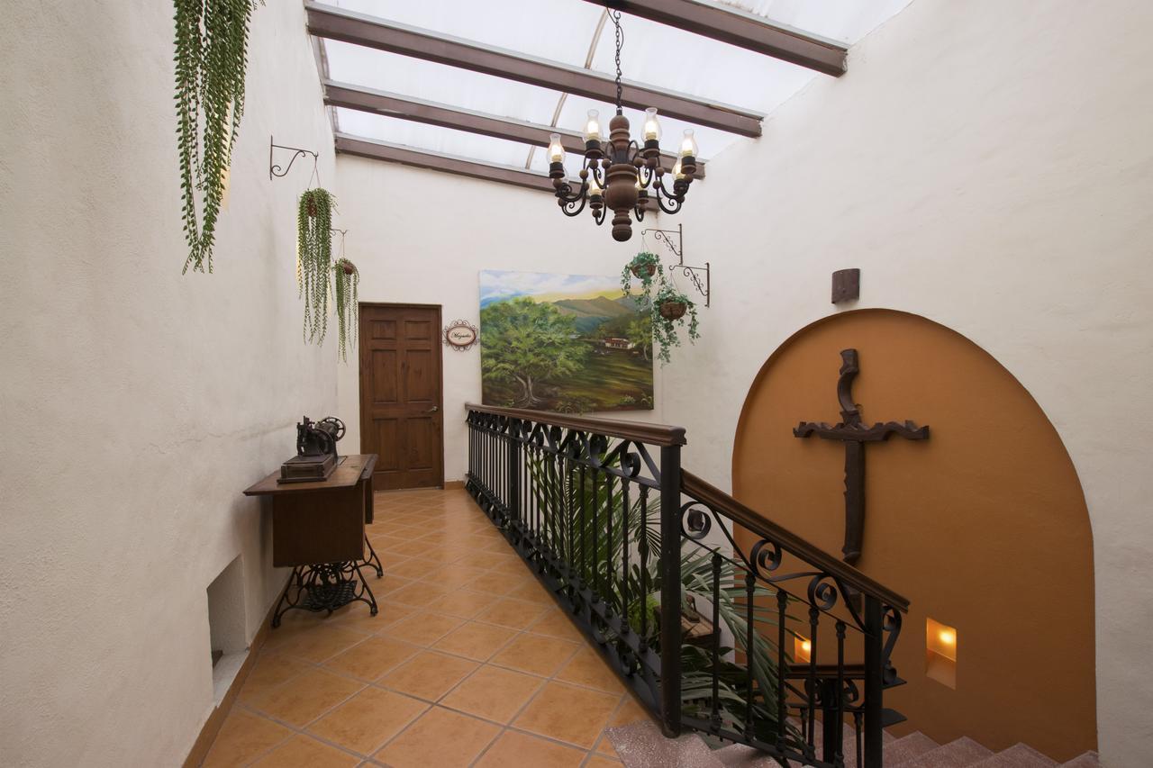 Hacienda La Moreda Hotel Boutique & Spa Тлахомулько-де-Суньига Экстерьер фото